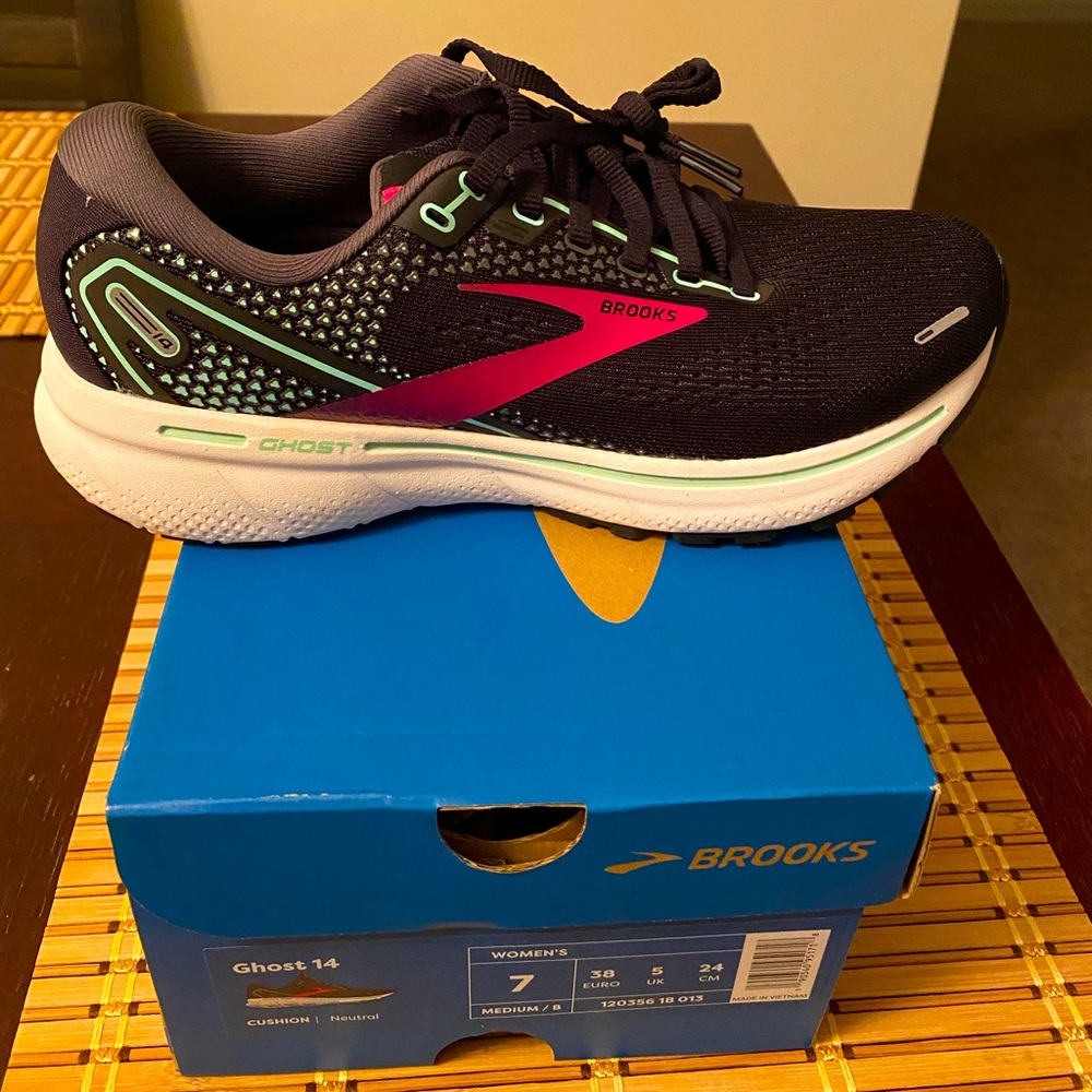 Brand New Brooks Ghost